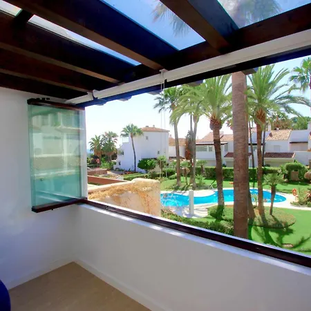 1176 Front 2 Pools Bahia